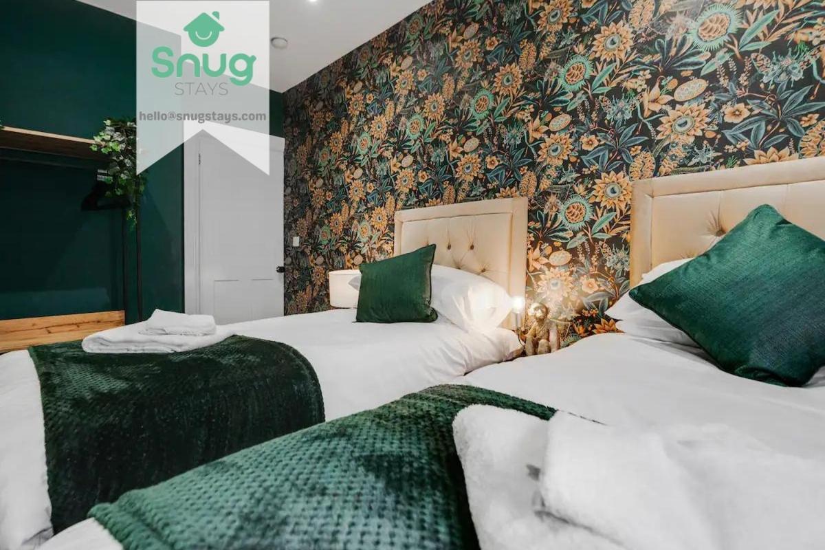 Fairfield House - 4 Bedroom, 8 Beds, Free Wi-fi, Free Parking Дом отдыха